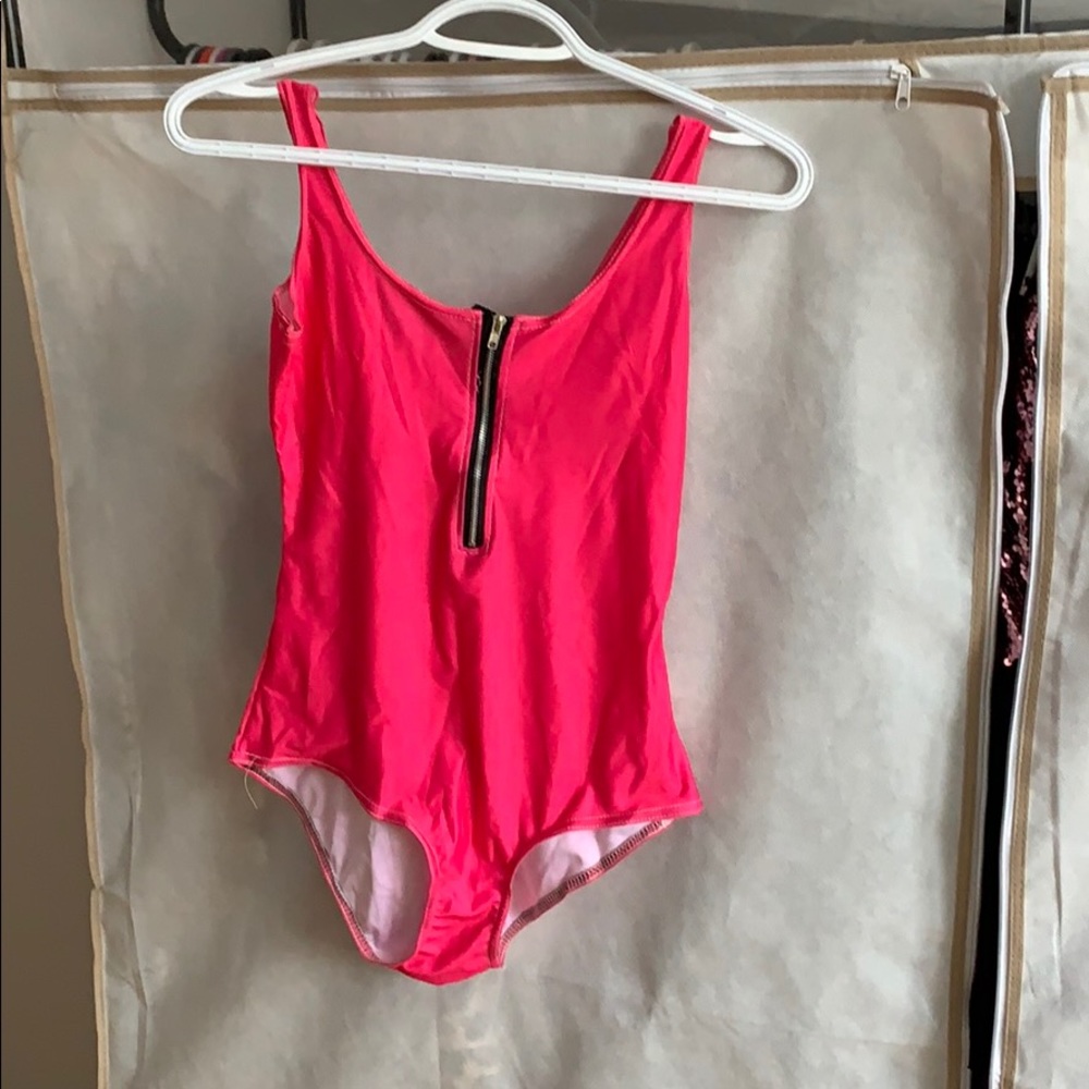 One piece swimsuit